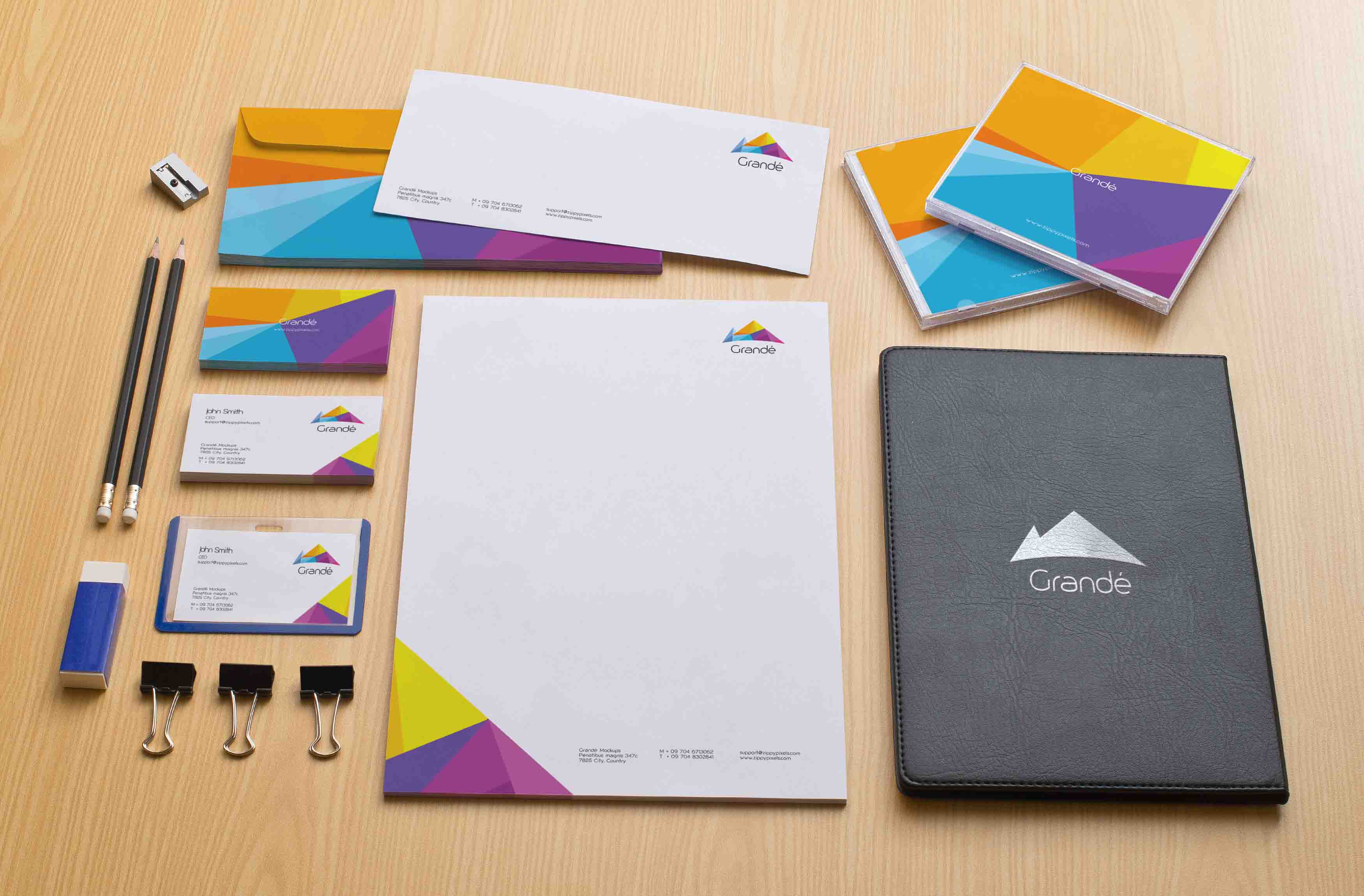 stationary-mockup-6447 .jpg