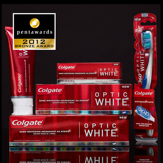 pentawards-2012-184-swerve-colgate-optic-white.jpg